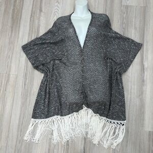 Gray and White Women's Poncho Kimono Shrug Sweater Top Shirt with Fringe Medium